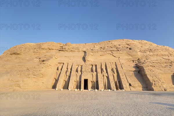 Hathor temple of queen Nefertari
