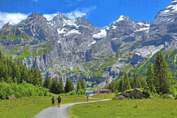 Hiking trail to Oeschinensee with Blueemlisalp