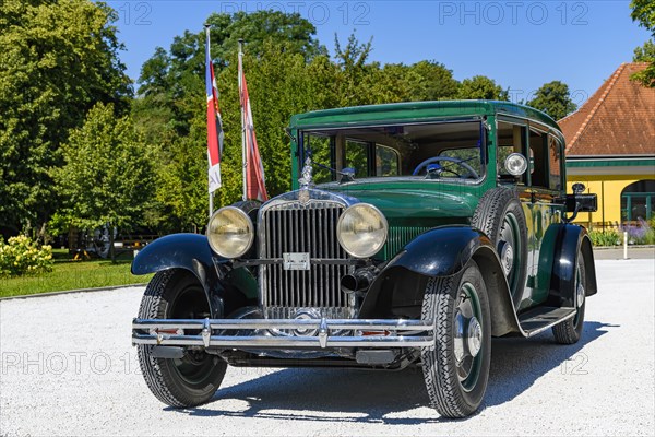 Oldtimer Steyr XXX sedan 1931