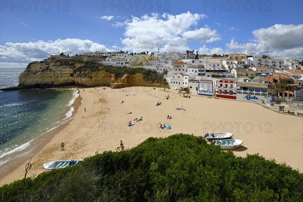 Carvoeiro beach