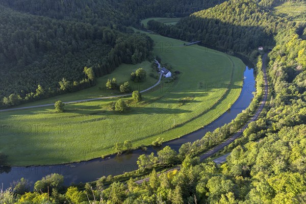 View from Eichfelsen into the Danube valley