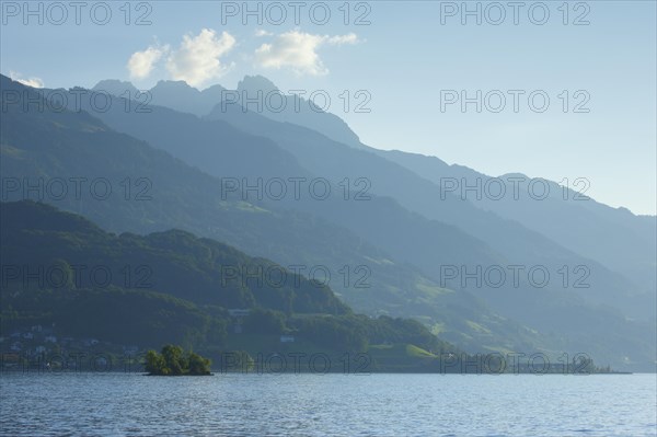 Lake Walen with Muertschenstock