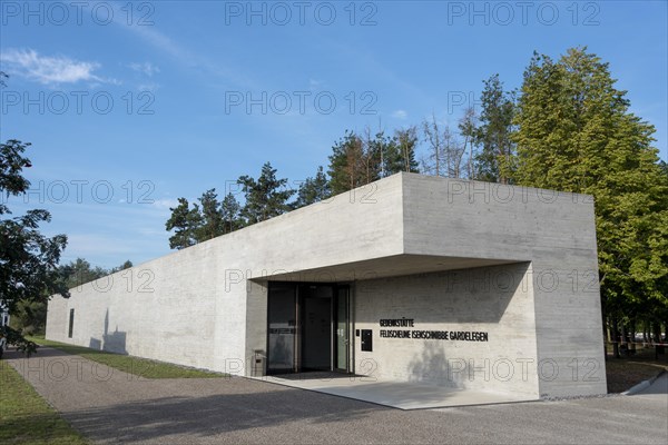 Isenschnibbe Field Barn Memorial