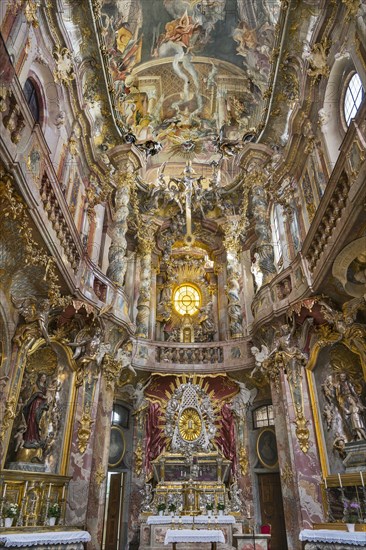 Altar room with frescoes and ornaments