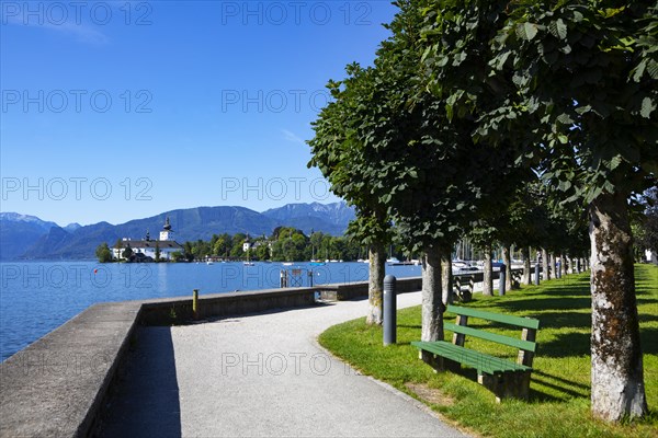 Esplanade with castle Ort in Gmunden