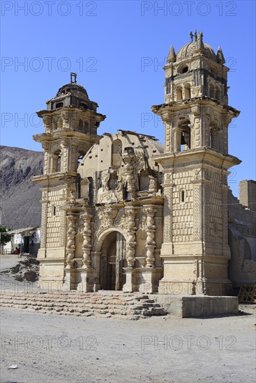 Ruins of the church Iglesia de San Jose de Nasca