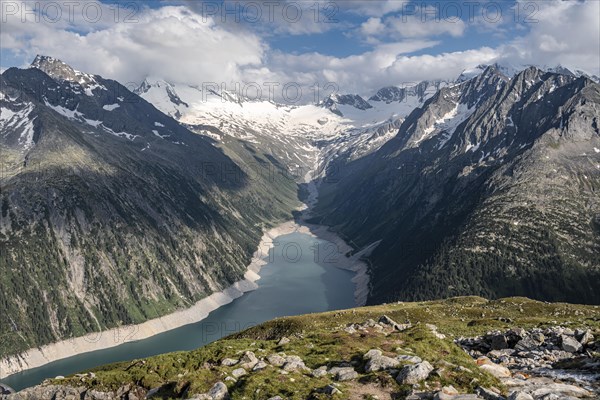 View from the Berliner Hoehenweg to the Schlegeis reservoir