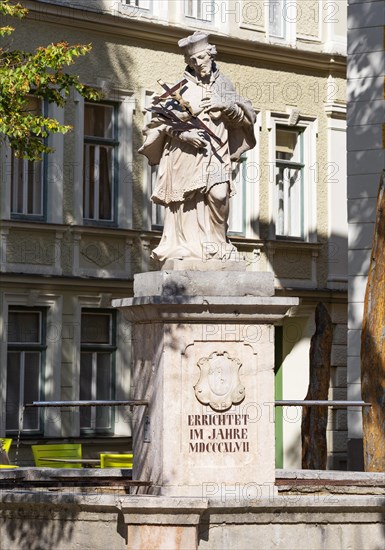 Nepomuk Fountain at Kreuzplatz