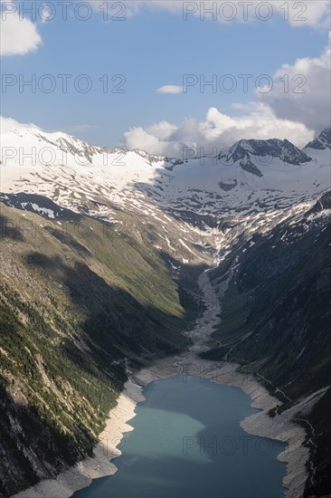 View from the Berliner Hoehenweg to the Schlegeis reservoir