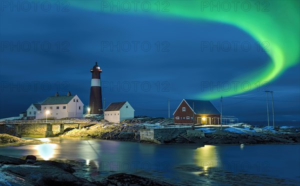 Northern lights Hamaroy lighthouse in Norway