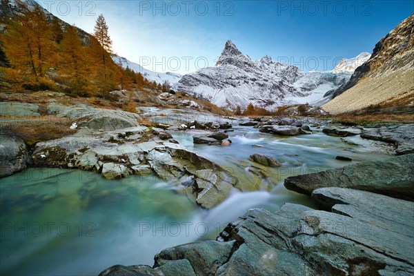 Morning atmosphere at the creek near Ferpecle