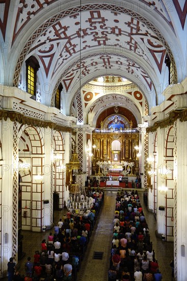 Inside the church Iglesia de San Francisco