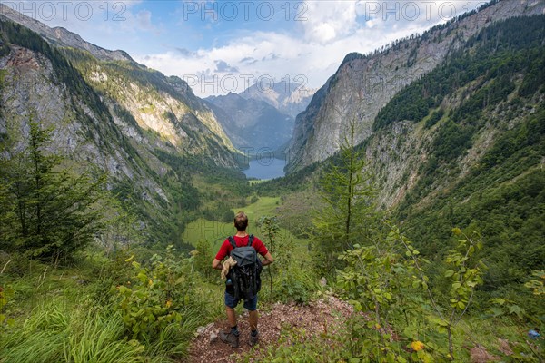 Hiker on the Roethsteig