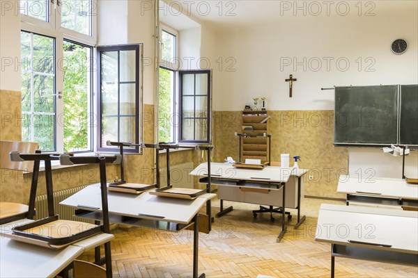 Ventilation in a classroom