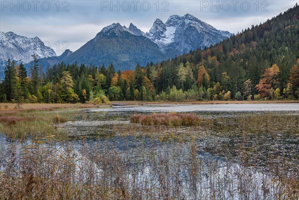 Lake Taubensee with Hochkalter