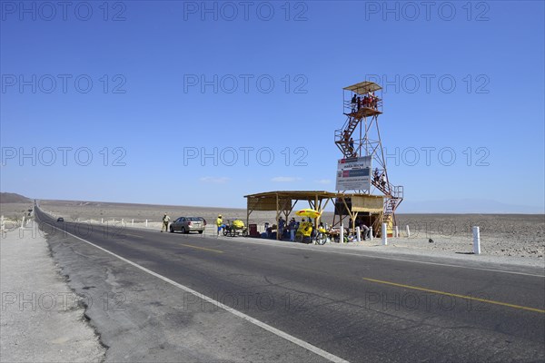 Observation tower at the Nasca lines on the Panamericana