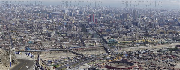 View from the Cerro San Cristobal viewpoint to the capital