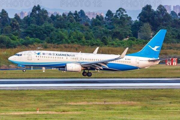 A Xiamenair Boeing 737-800 aircraft with registration number B-1912 at Chengdu Airport