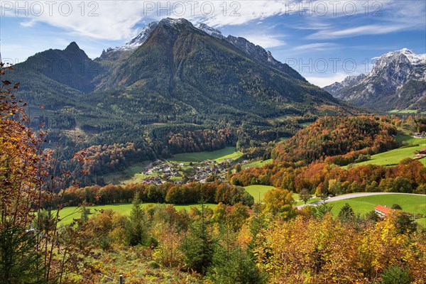 Village overview with Hochkalter and Reiteralpe
