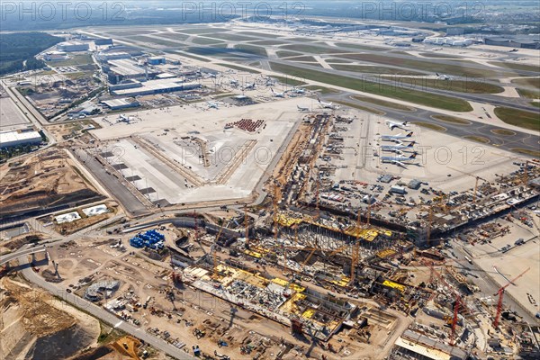 Aerial photograph of the Terminal 3 construction site at Frankfurt Airport FRA