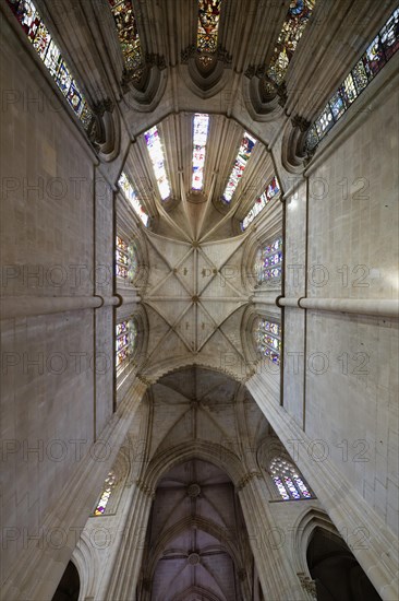 Choir ceiling