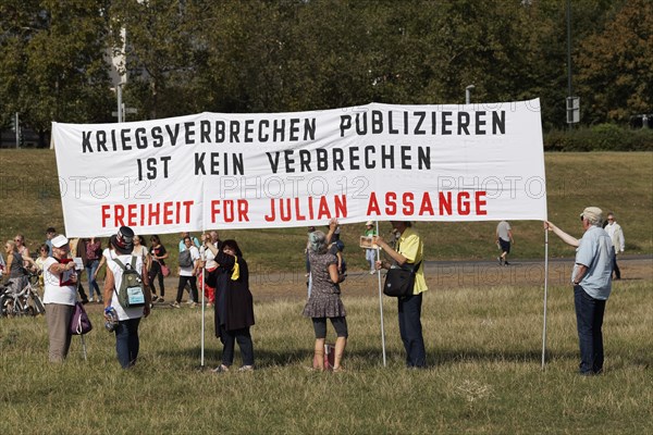 Demo against corona rules on the Rhine meadows