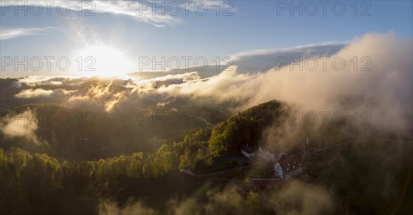 Evening mood with clouds above the Frohburg