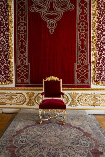 Splendid red armchair