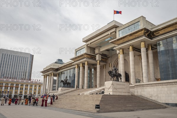 Parliament building on Sukhbaatar Square with Genghis Khan monument