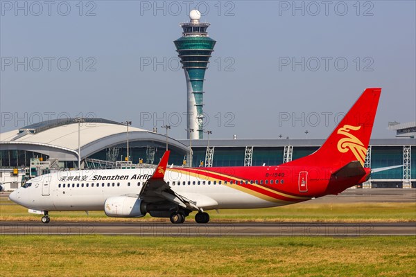 A Boeing 737-800 aircraft of Shenzhen Airlines with registration number B-1940 at Guangzhou Airport