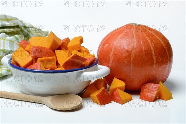 Pumpkin and pumpkin cubes in shell