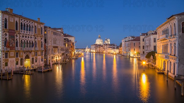 Canal Grande at night