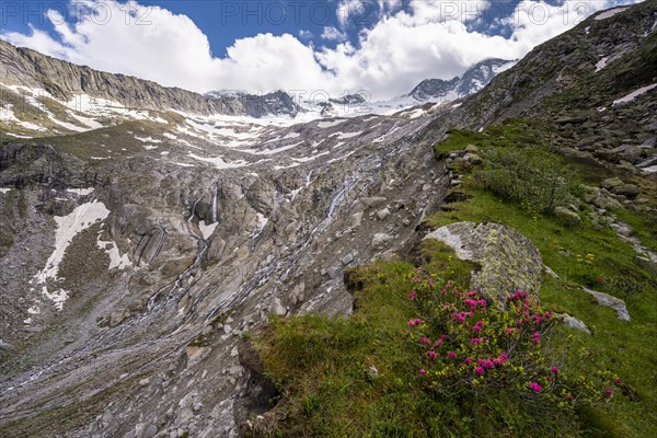 Moraine landscape of the Waxeggkees glacier