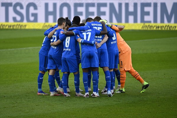 Teambuilding of TSG 1899 Hoffenheim with matching perimeter advertising