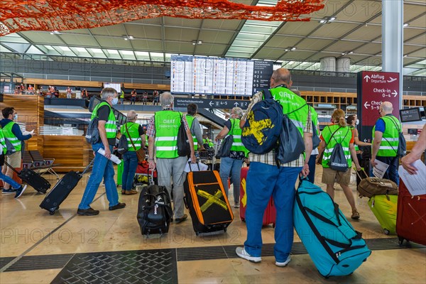 Trial operation in the departure hall in Terminal 1 of the new Berlin Airport BER