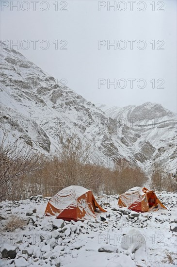 High altitude trekking camp in Hemis national park