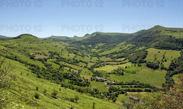 Maronne valley at the Neronne pass