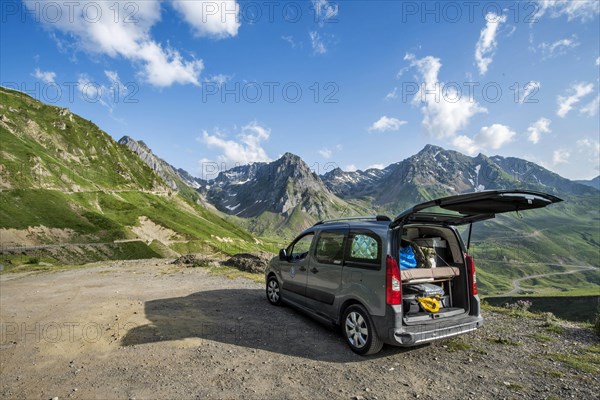 Bivouac in a van