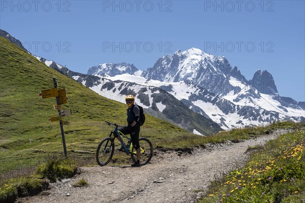 Mountain bikers at Col de Balme