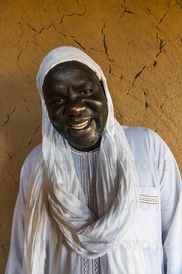 Friendly laughing man with tagelmust