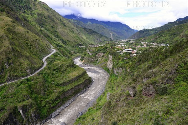 Rio Pastaza river valley