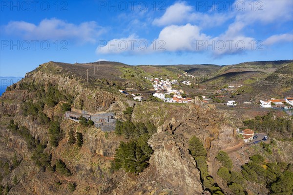 Viewpoint Mirador Ermita del Santo and village Arure