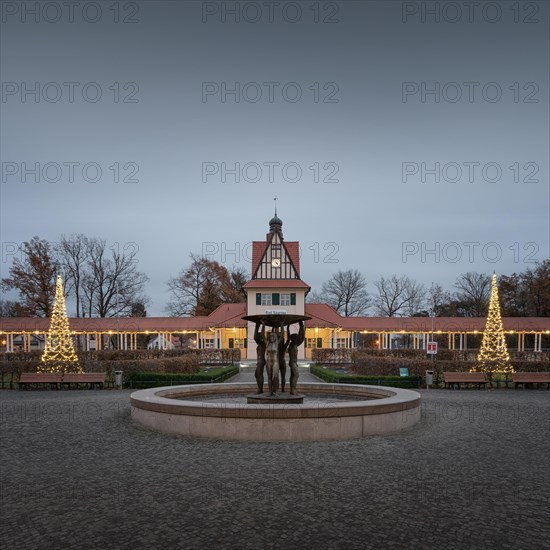 The station building of Bad Saarow with the fountain 'Lebensfreude' by the sculptor Hans Eickworth
