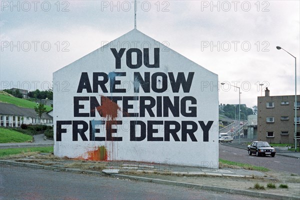 Slogan on building facade