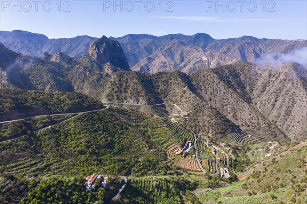 Tamargada settlement and Roque Cano mountain