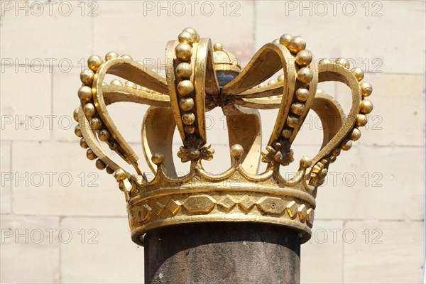 Prussian royal crown at the German Gate