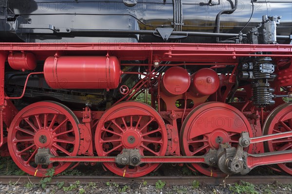 Drive linkage of a unit freight train locomotive class 50