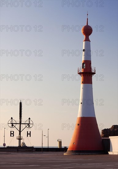 Willy-Brandt-Platz with lighthouse front light and semaphore