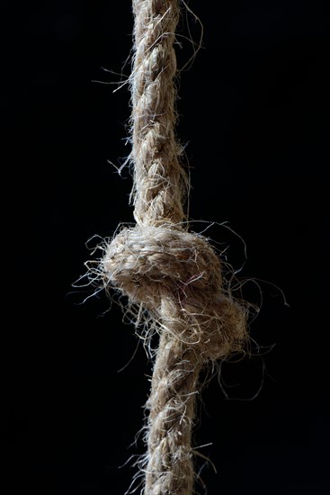 Knots in jute rope