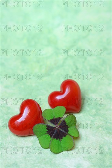 Lucky Clover and red hearts